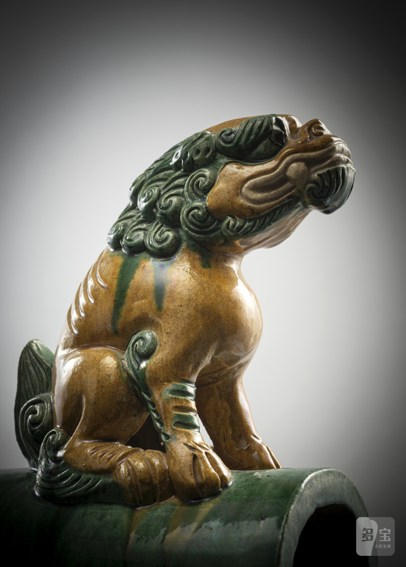 A 'sancai' glazed ceramic roof tile in the shape of a fo lion - 图4